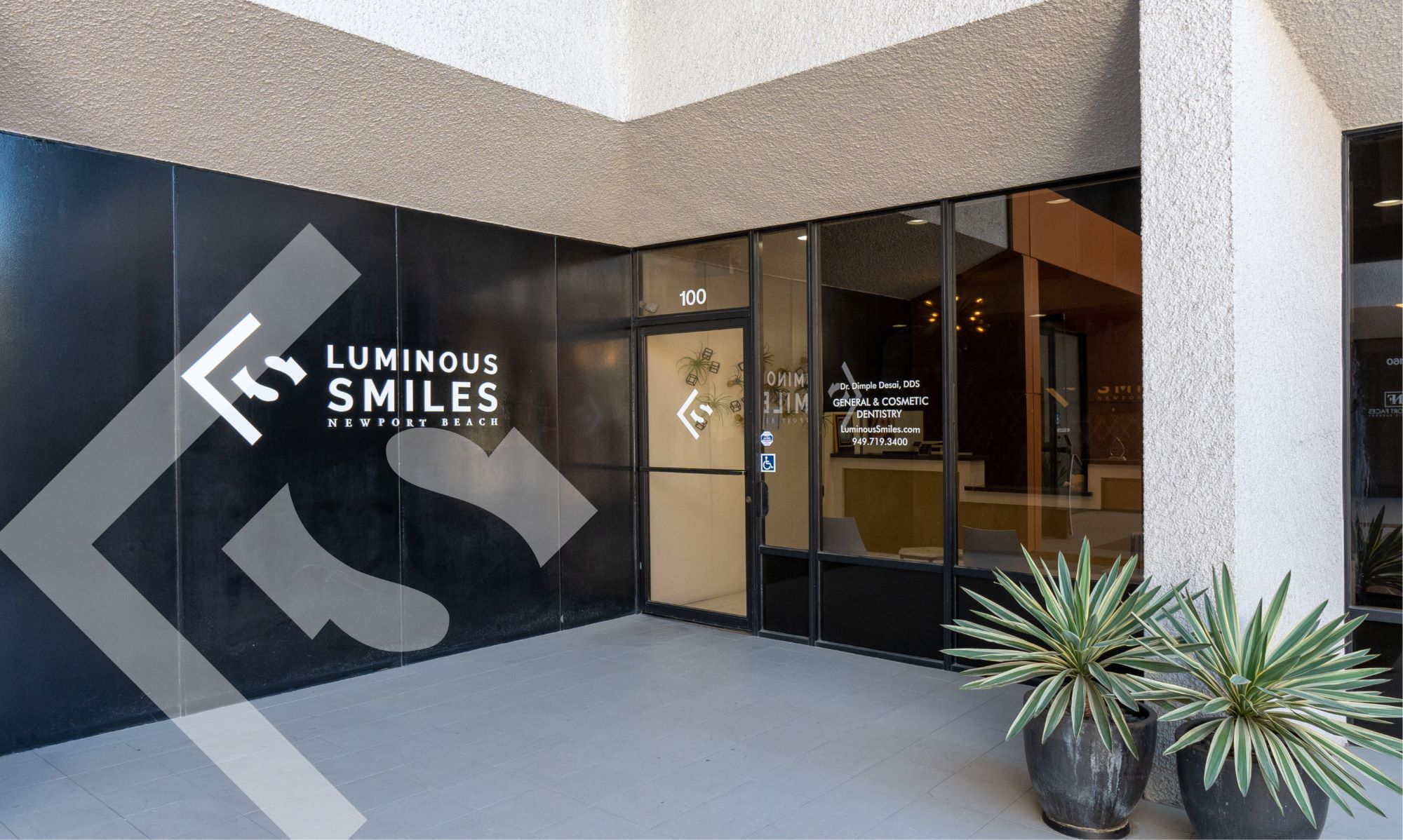 You Don’t Have to Be Famous to Benefit From Concierge Dentistry!