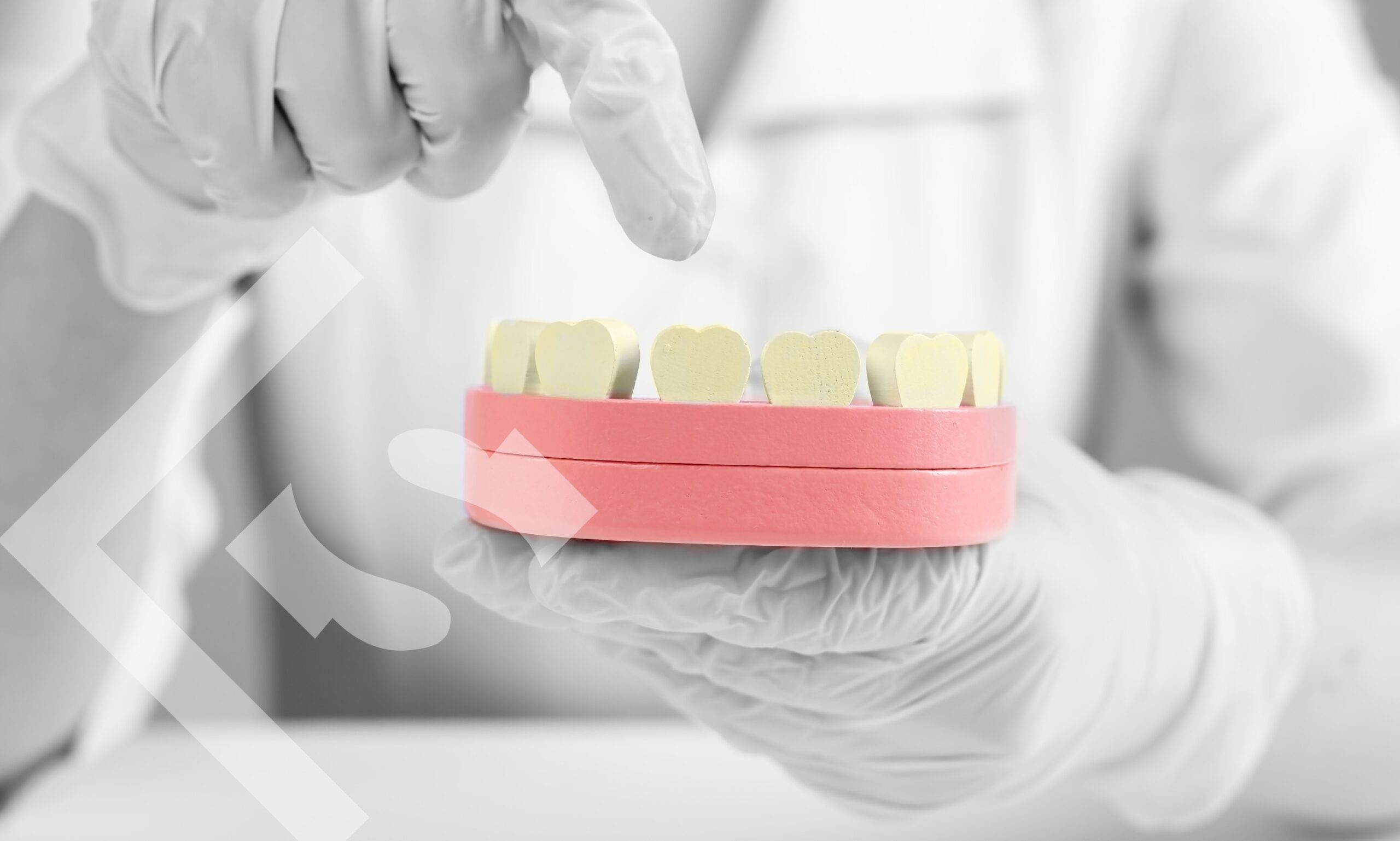 5 Things Your Yellow Teeth May Be Indicating to Others