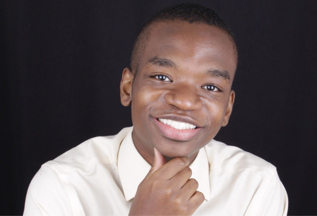 halt the gum disease in Luminous Smiles